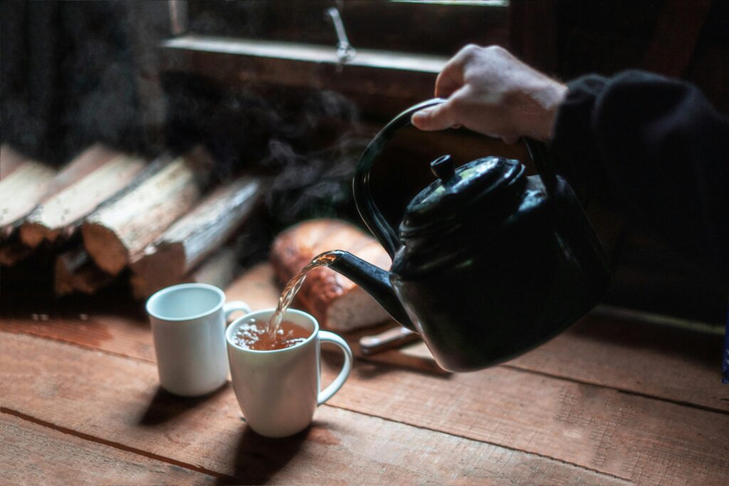 Chamomile tea before bed can prepare your body for quality sleep Chamomile tea before bed can prepare your body for quality sleep.