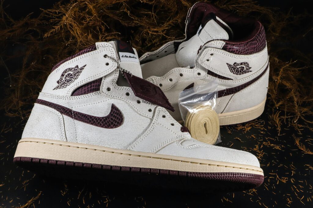 High-top sneakers High-top sneakers to elevate your look